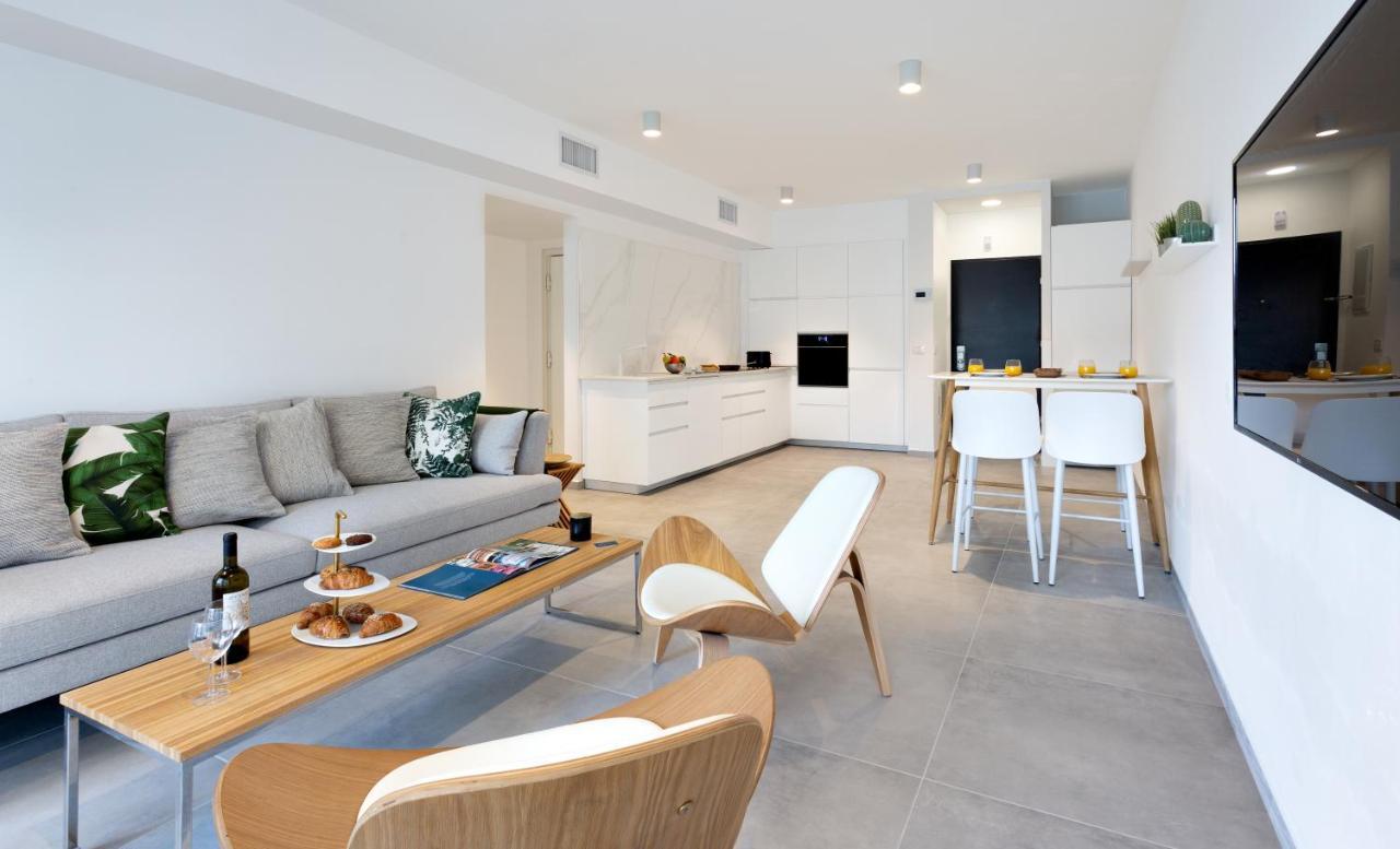 Modern 2br In Rothschild Boulevard By Holyguest Apartment